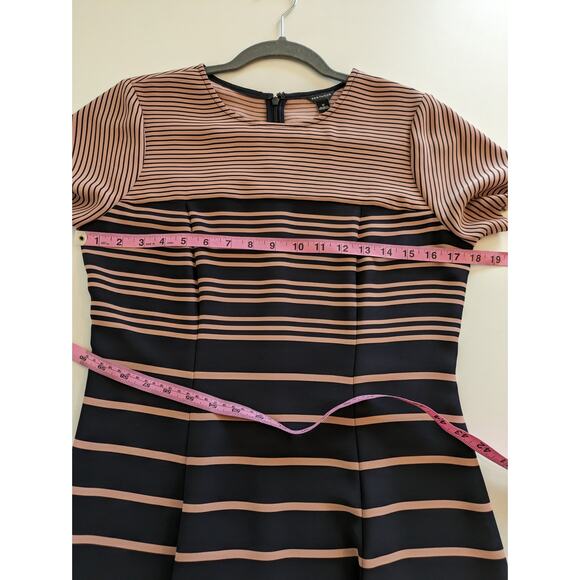 Ann Taylor Dress Fit Flare Ombre Striped Career Neutral Blue Pink Classic Size 8 - Picture 10 of 12